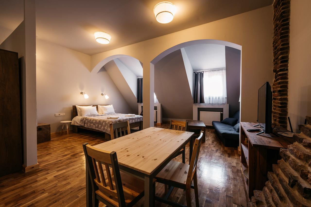 Yellowboot Aparthotel Sibiu Exterior foto