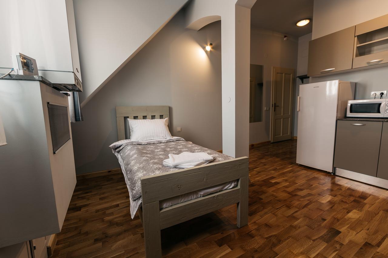 Yellowboot Aparthotel Sibiu Exterior foto