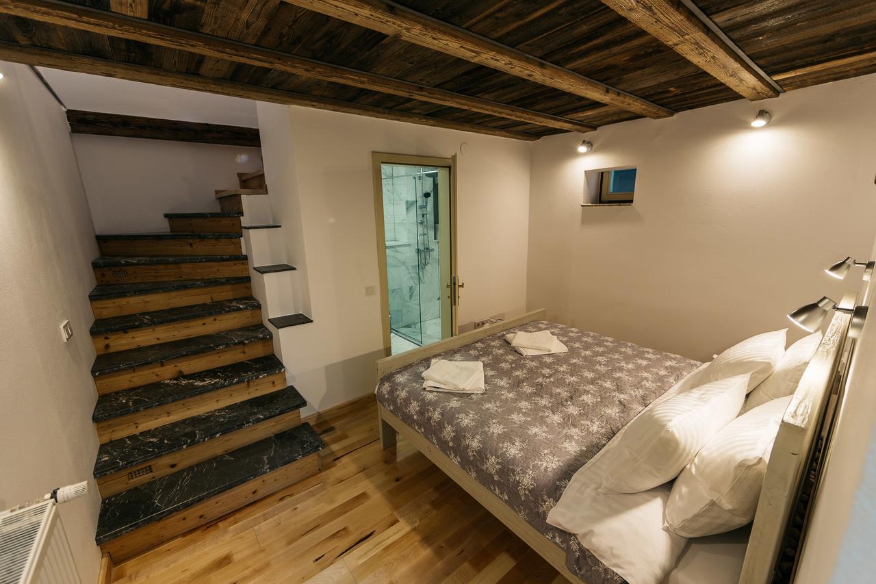 Yellowboot Aparthotel Sibiu Exterior foto